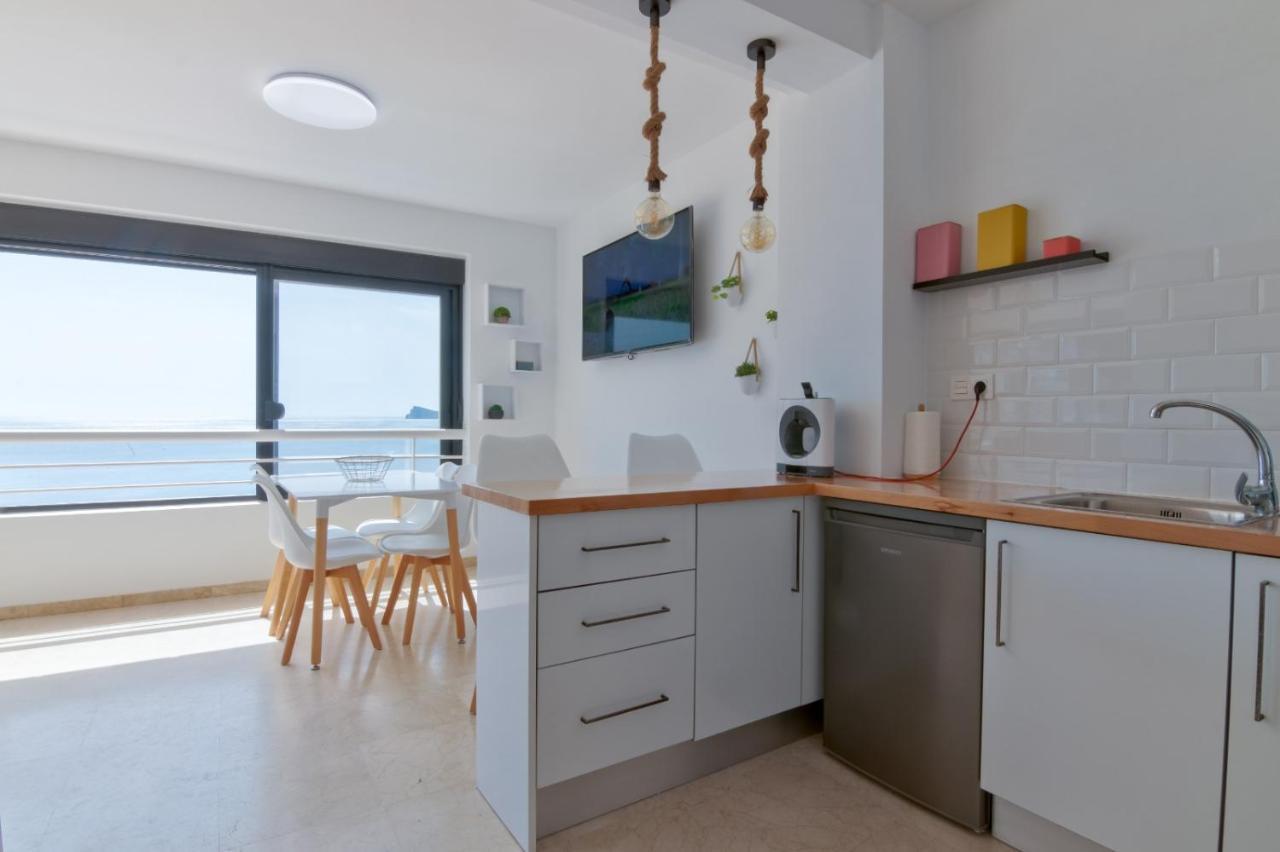 Luminoso Apartamento En Primera Linea De Playa Benidorm Eksteriør billede