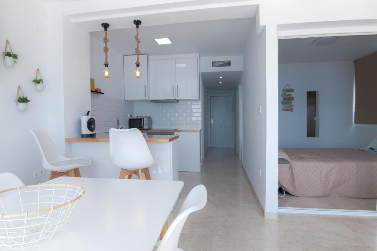 Luminoso Apartamento En Primera Linea De Playa Benidorm Eksteriør billede