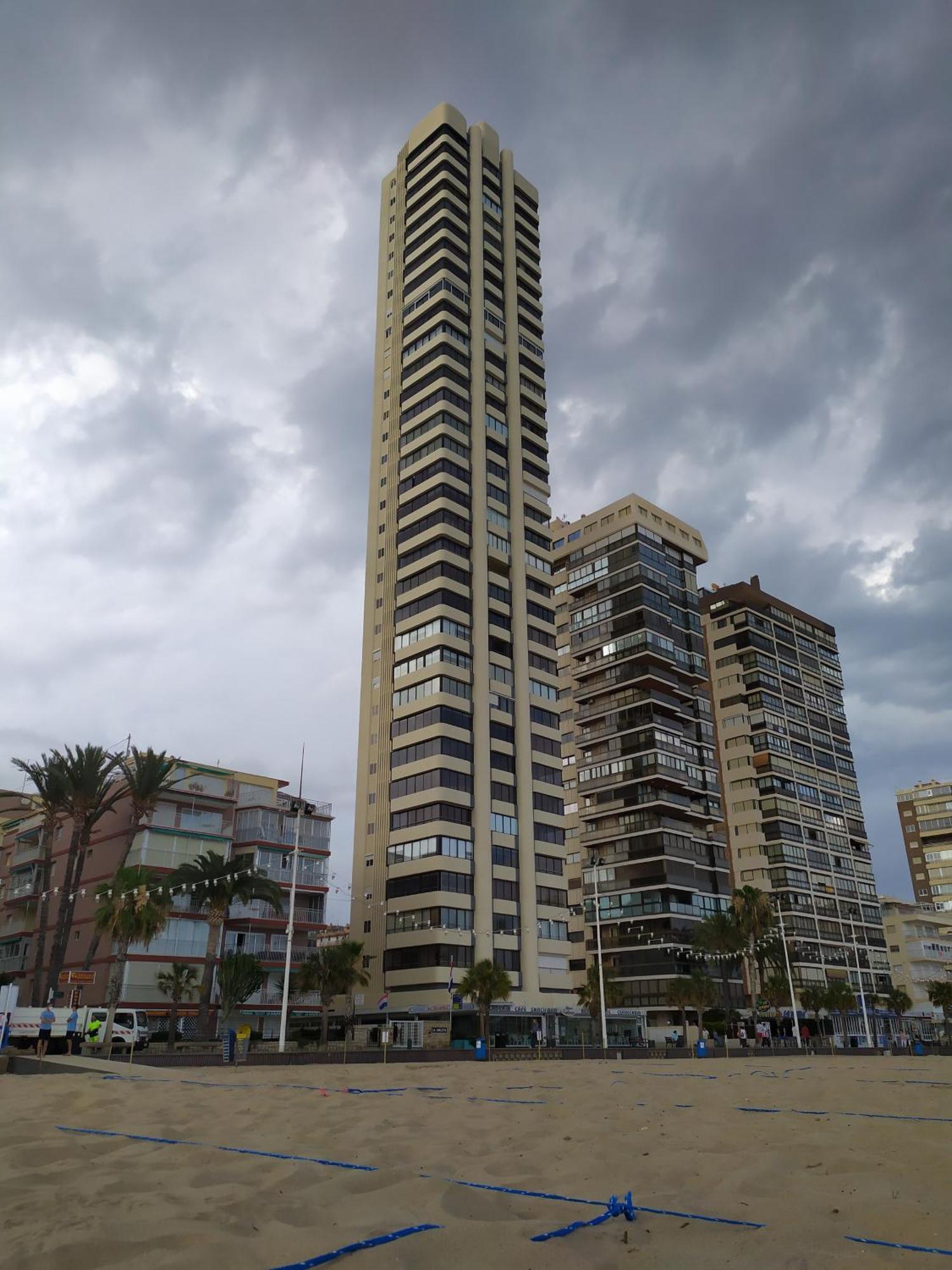 Luminoso Apartamento En Primera Linea De Playa Benidorm Eksteriør billede